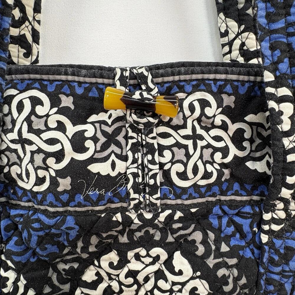 Vera Bradley Quilted Medallion Tote - Blue & Grey "Blue Bayou" - Picture 4 of 14